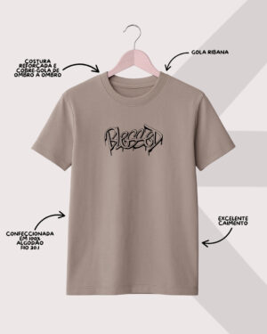 Camiseta Blessed - Abençoado