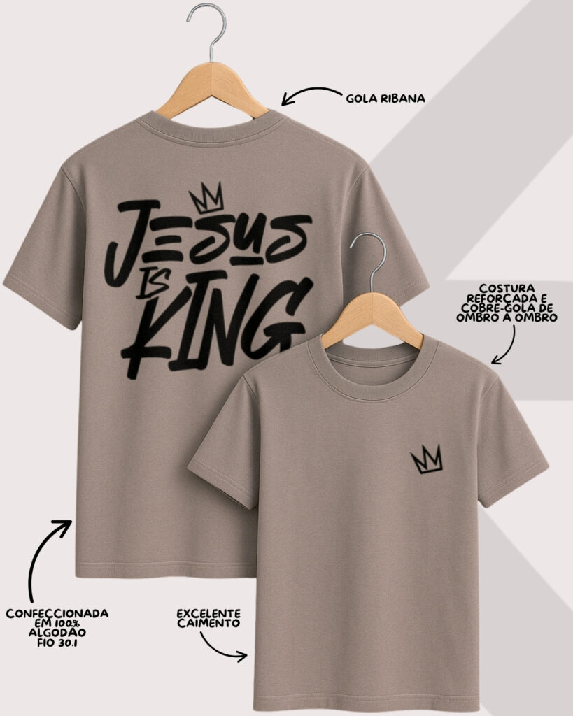 Camiseta Jesus Is King
